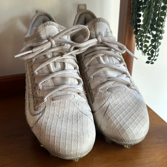 Nike HUARACHE LAX Cleats - W's Size 6 - Picture 1 of 10